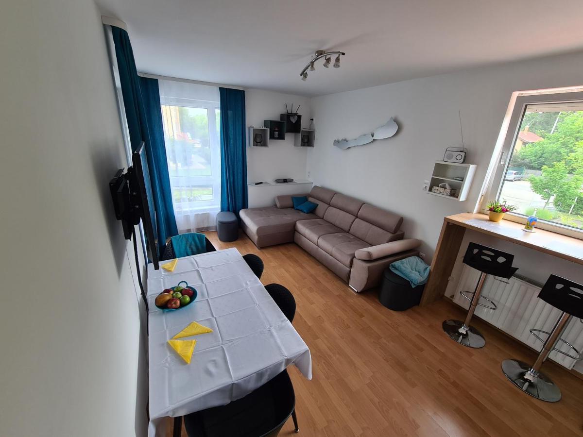 Eda Beach Apartman Шіофок Екстер'єр фото