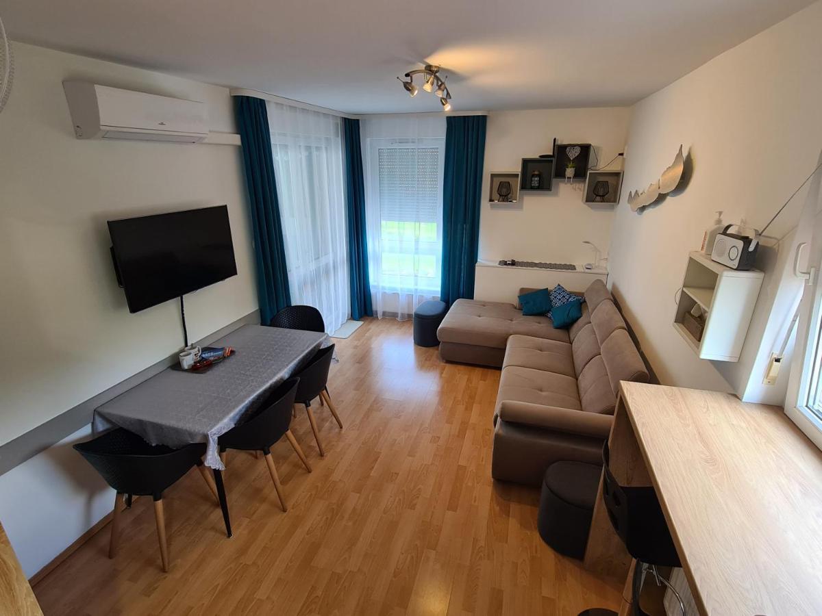Eda Beach Apartman Шіофок Екстер'єр фото
