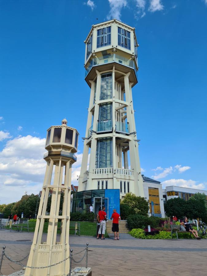 Eda Beach Apartman Шіофок Екстер'єр фото